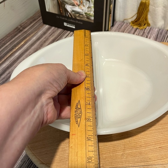 VINTAGE GLASSBAKE Divided Serving Dish J-2352-1/2 – Starburst Pattern - Picture 7 of 7